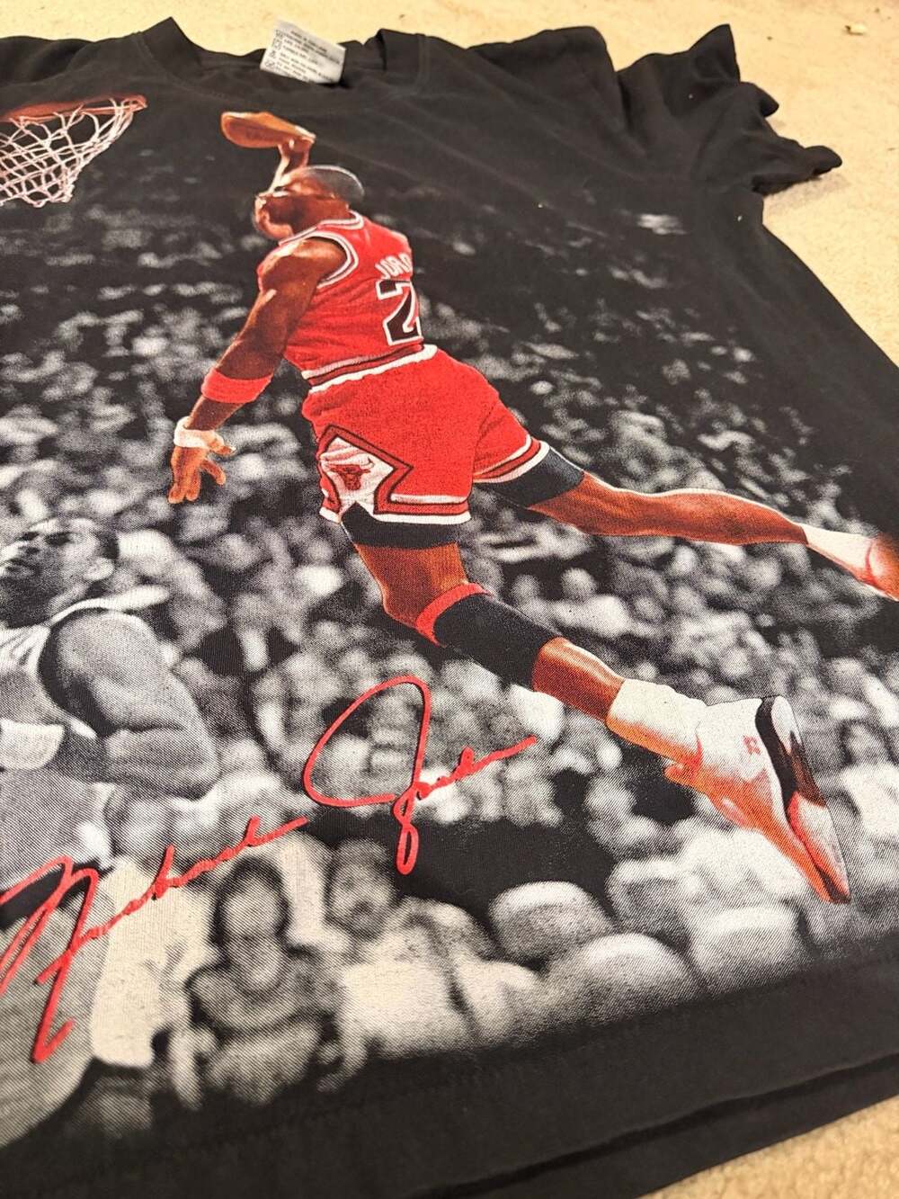Vintage 1990s Michael Jordan Chicago Bulls Graphic T-Shirt by The Roxx Sz M (i)